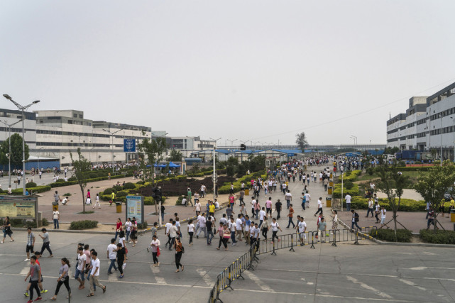 ����һ����ʿ��E�^(q��)܇�g�(xi��ng)Ŀ���珊(qi��ng)��������ɰ�{��������ɰ�{ 